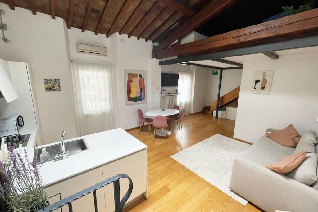 Romantic Apartment In Флоренция Экстерьер фото